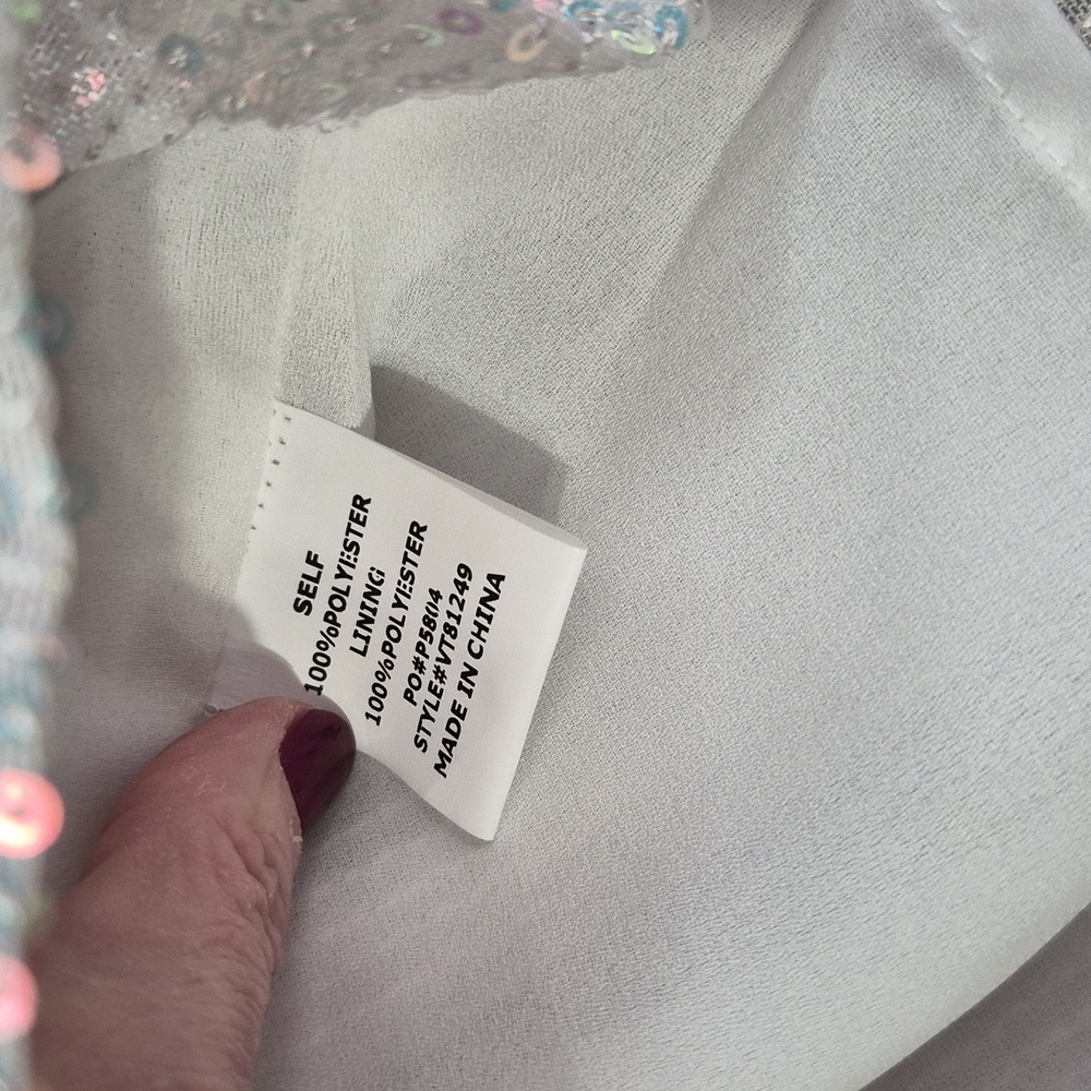 Vine & Love Iridescent Sequin Short-Sleeve Top - White - Picture 4 of 4